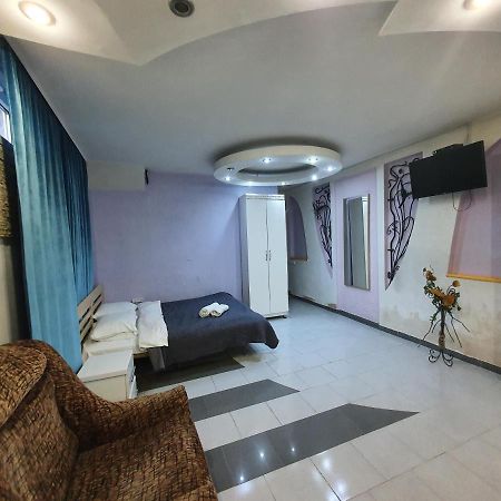 Studio Bucuresti Chisinau Eksteriør bilde